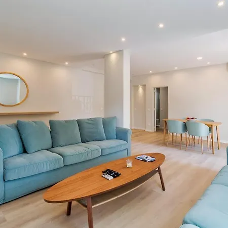 Zenith Apartment